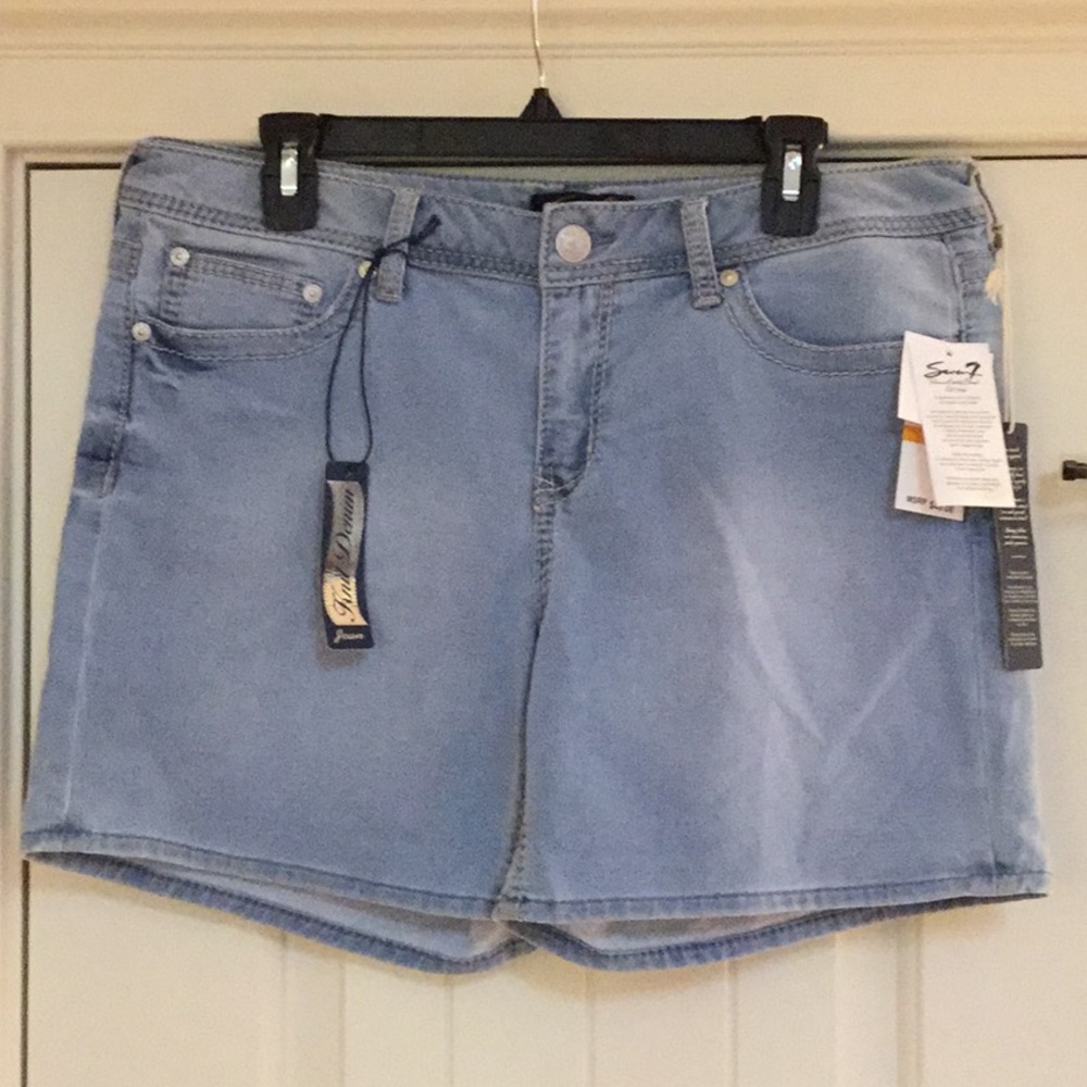 🆕 Seven7 Denim Shorts